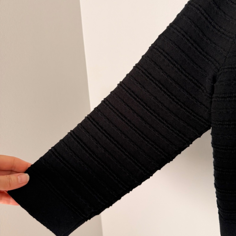 Tommy Hilfiger Black Textured Knit Shrug (MED) Minimal Casual Chic Sweater Crop‎ - Picture 8 of 14